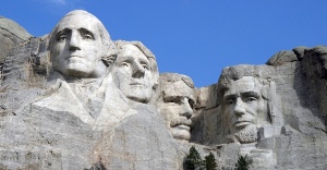 Yellowstone - Mount Rushmore Tour